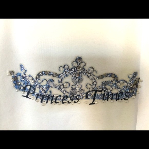 White Cotton Top with blue embroidery & white pearl beadings Short Sleeves Eur44 - Picture 3 of 4